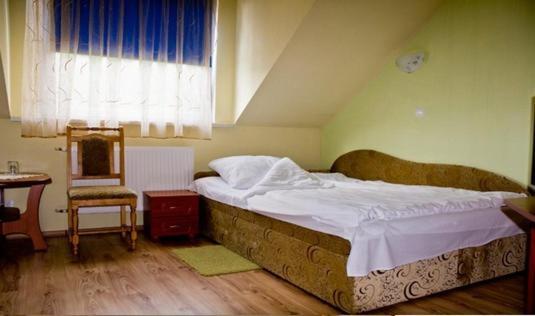 Hotel Czardasz Wrzesnia Phòng bức ảnh