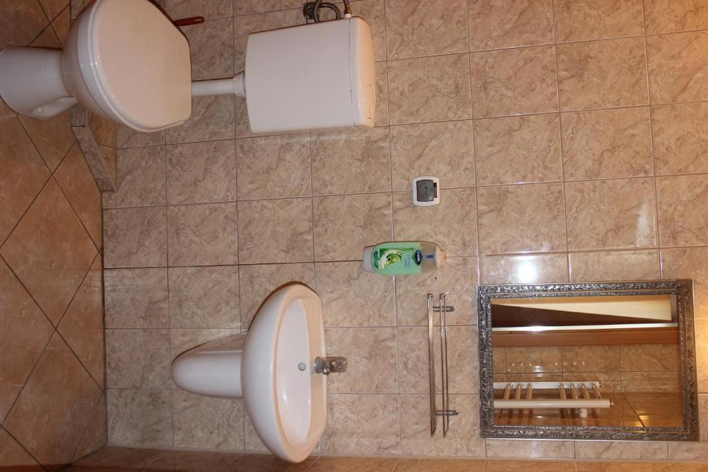 Hotel Czardasz Wrzesnia Ngoại thất bức ảnh